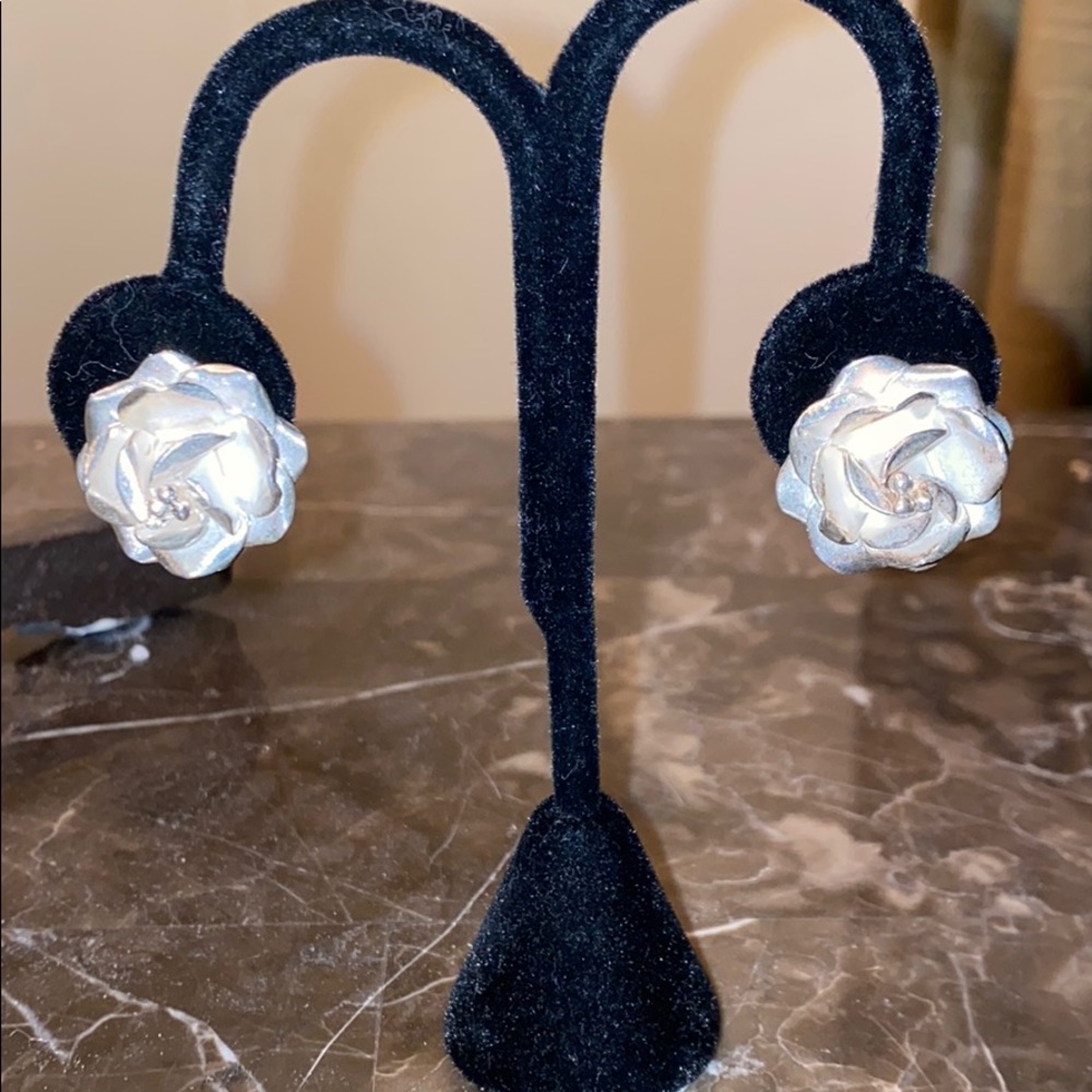 Vintage Silver Flower Clip Earrings